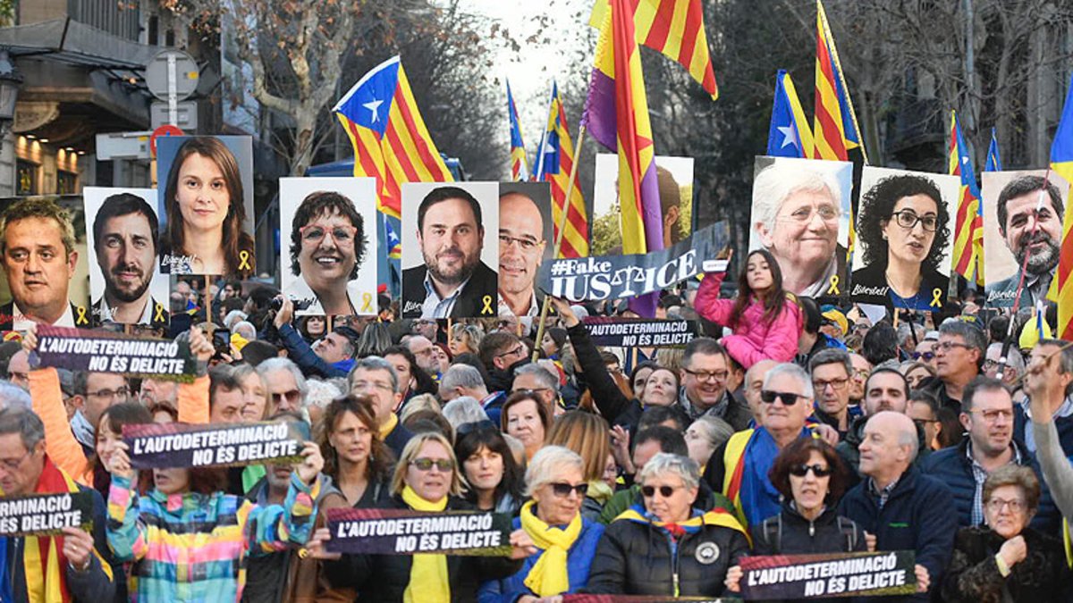 La Catalogna continua a chiedere il rilascio dei leader dell'indipendenza